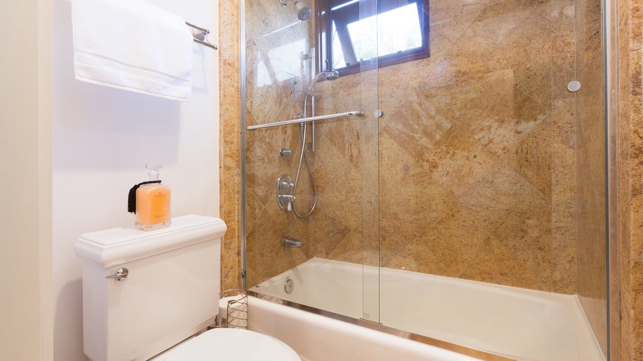 Photo of Bathroom in Hollywood Hills West