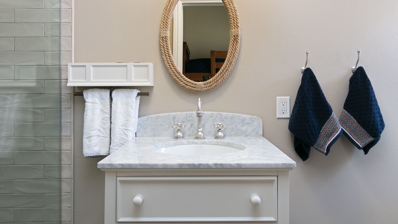 Photo of Bathroom in Pierpont Bay