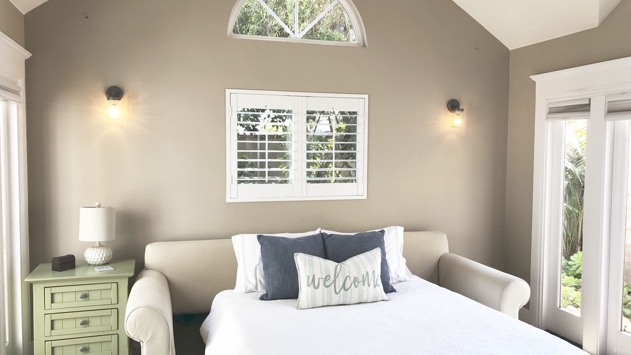 Photo of Bedroom in Pierpont Bay