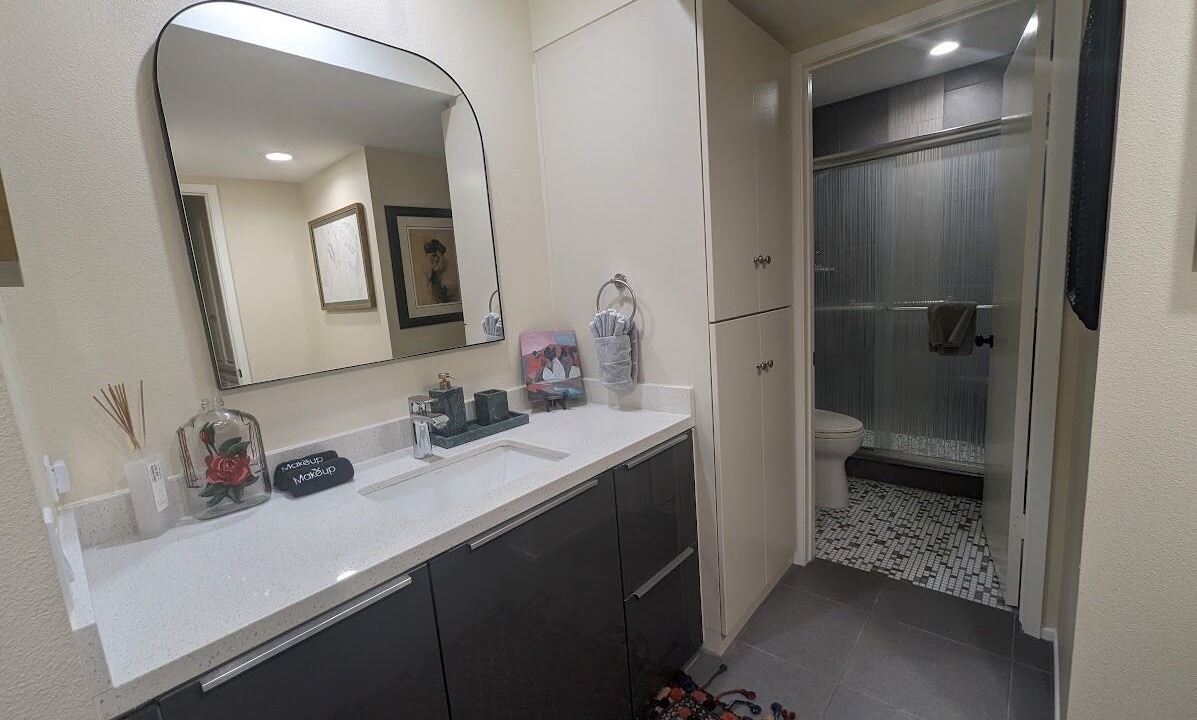 Photo of Bathroom in Sunrise Vista Chino