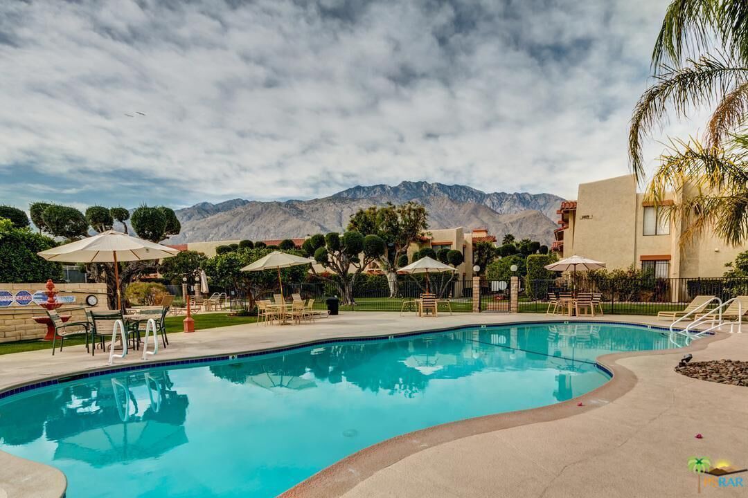 Photo of Outdoor in Sunrise Vista Chino