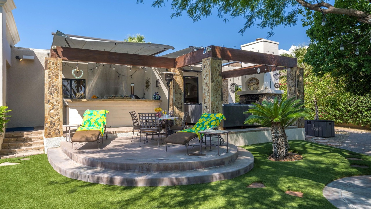 Photo of Outdoor in Magnesia Falls Cove
