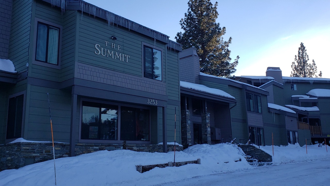 Photo of Outdoor in Mammoth Lakes