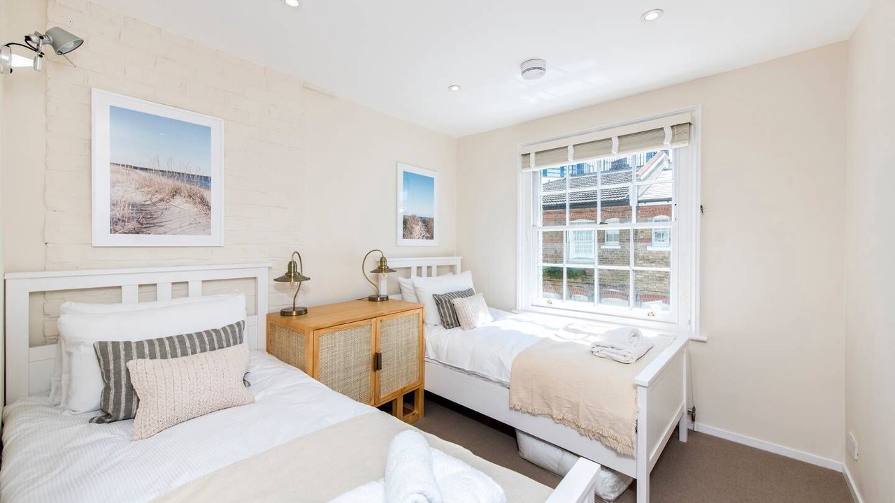 Photo of Bedroom in Battersea