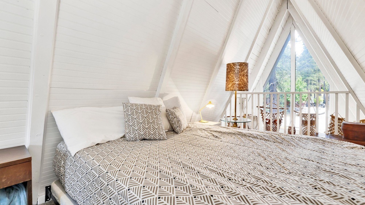 Photo of Bedroom in Big Bear City