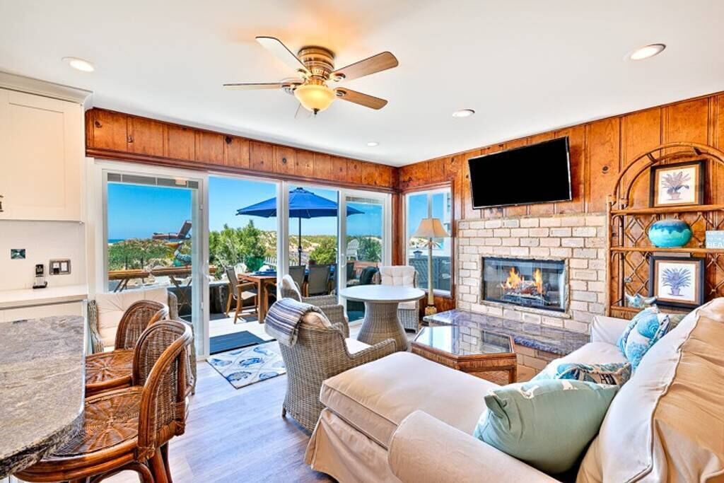 Photo of Livingroom in Sunset Beach