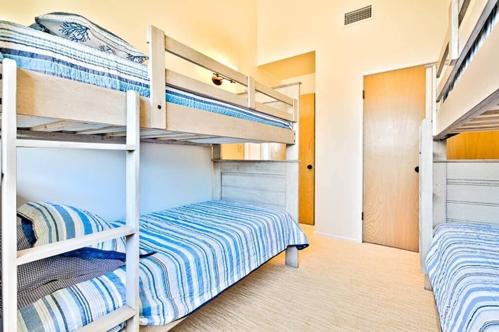 Photo of Bedroom in Sunset Beach