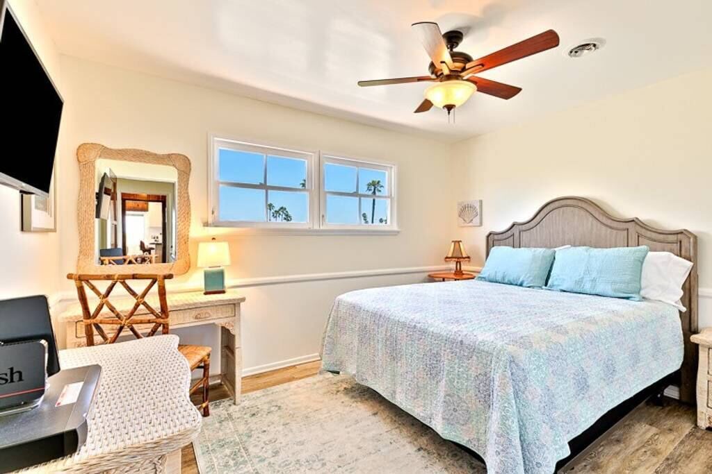 Photo of Bedroom in Sunset Beach