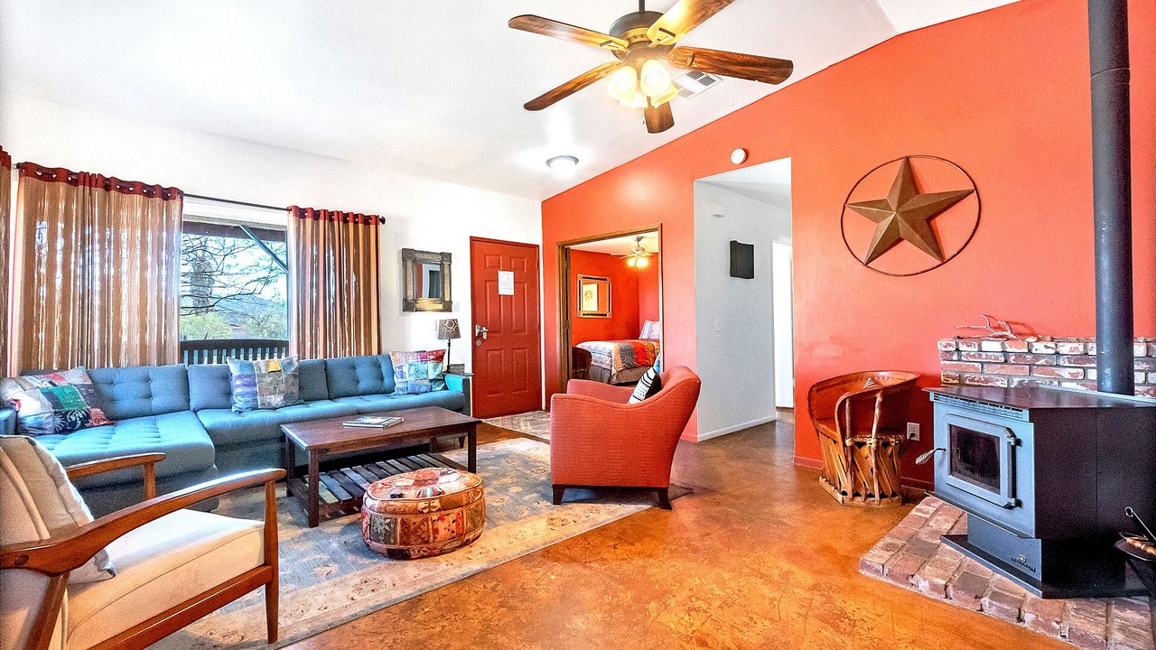 Photo of Livingroom in Joshua Tree