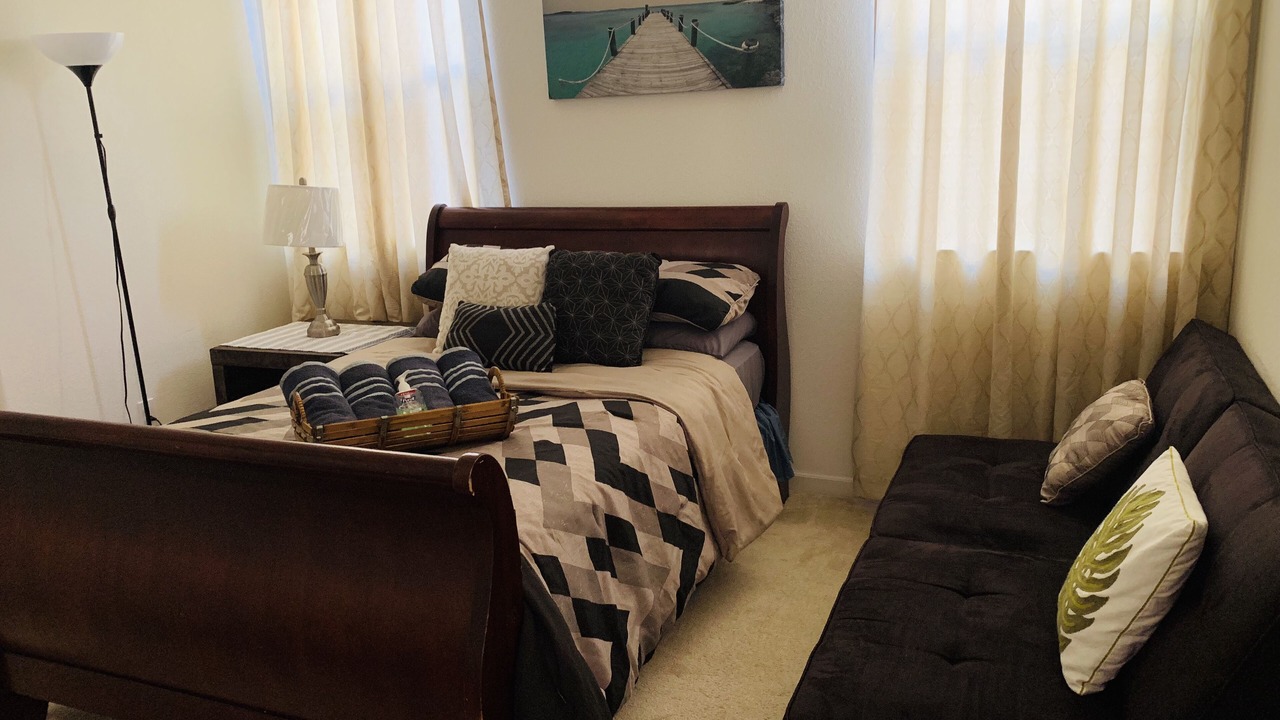 Photo of Bedroom in Hollister