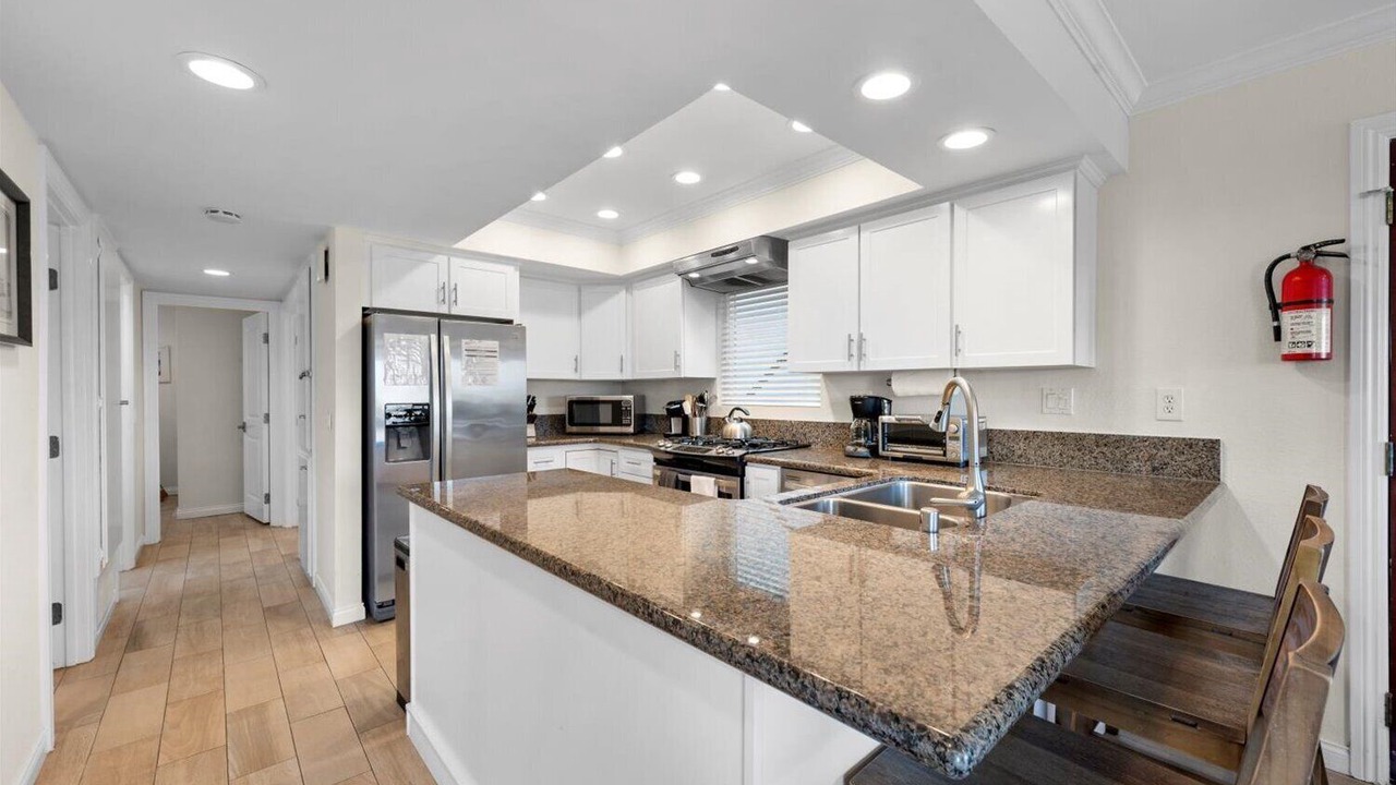 Photo of Kitchen in Balboa Peninsula