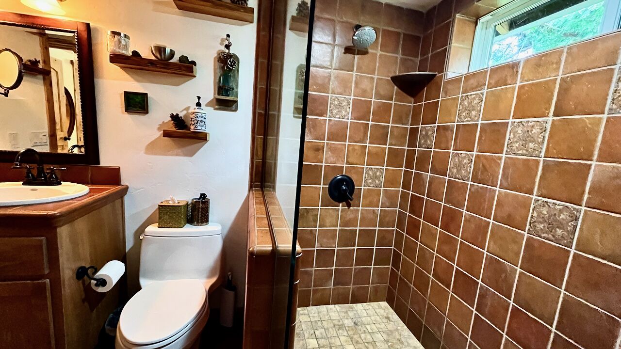 Photo of Bathroom in Idyllwild