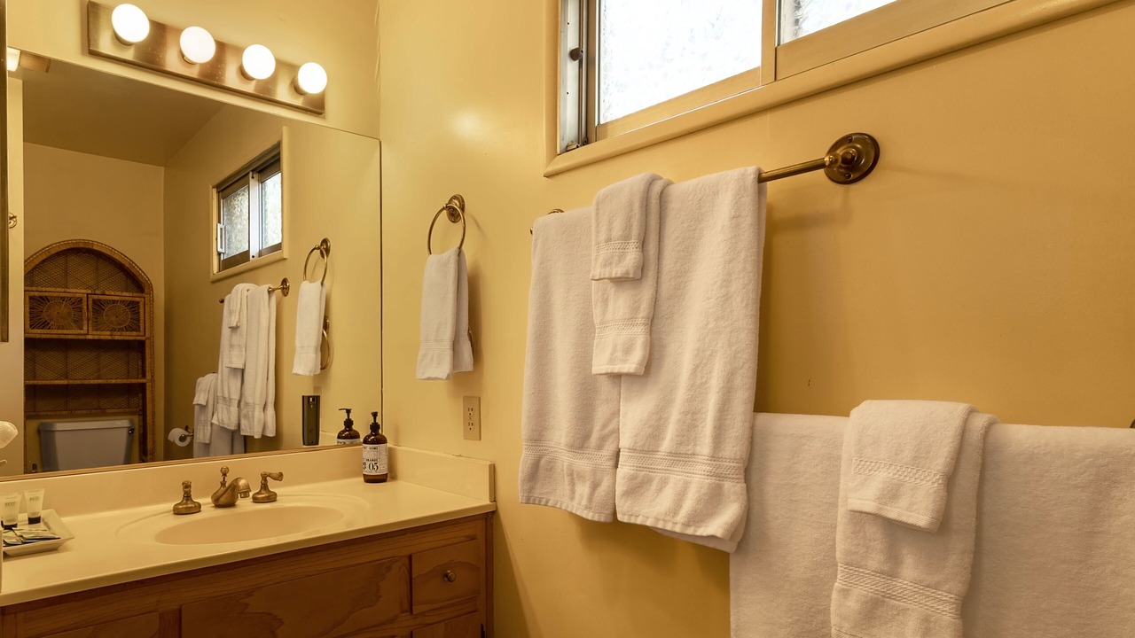Photo of Bathroom in Fawnskin