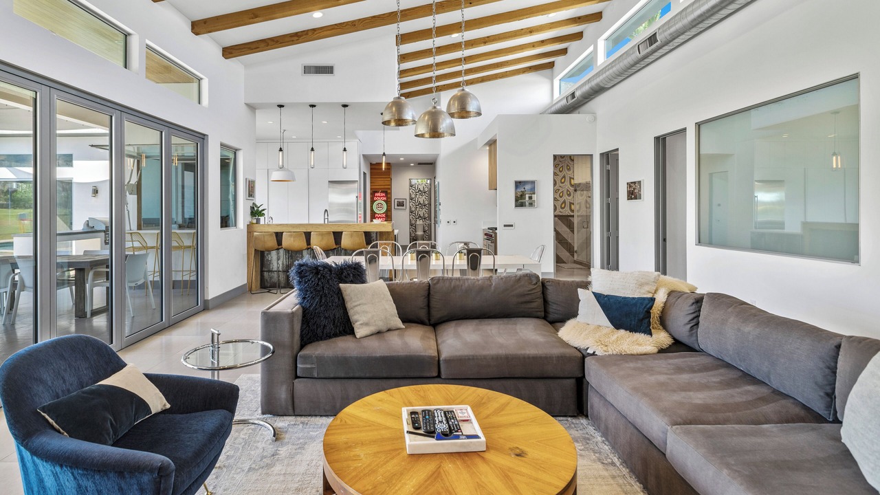 Photo of Livingroom in Indian Canyon