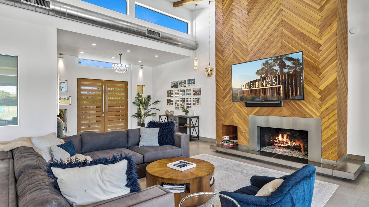 Photo of Livingroom in Indian Canyon