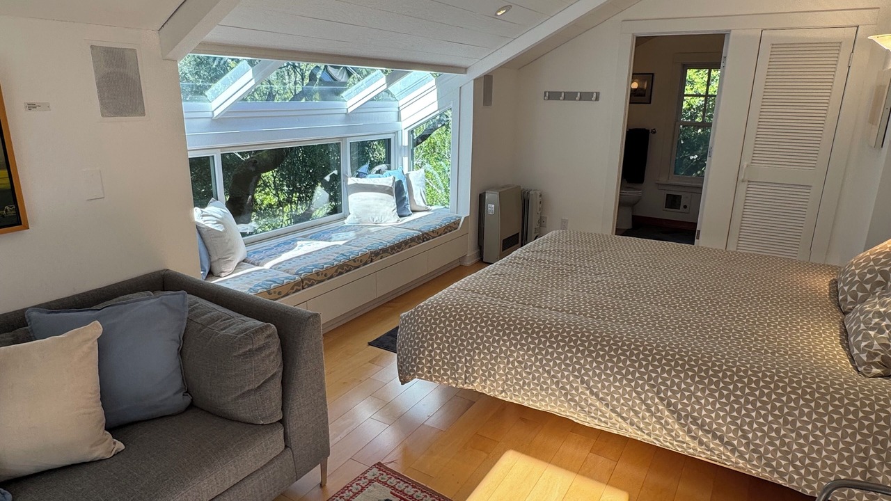 Photo of Bedroom in Nicasio