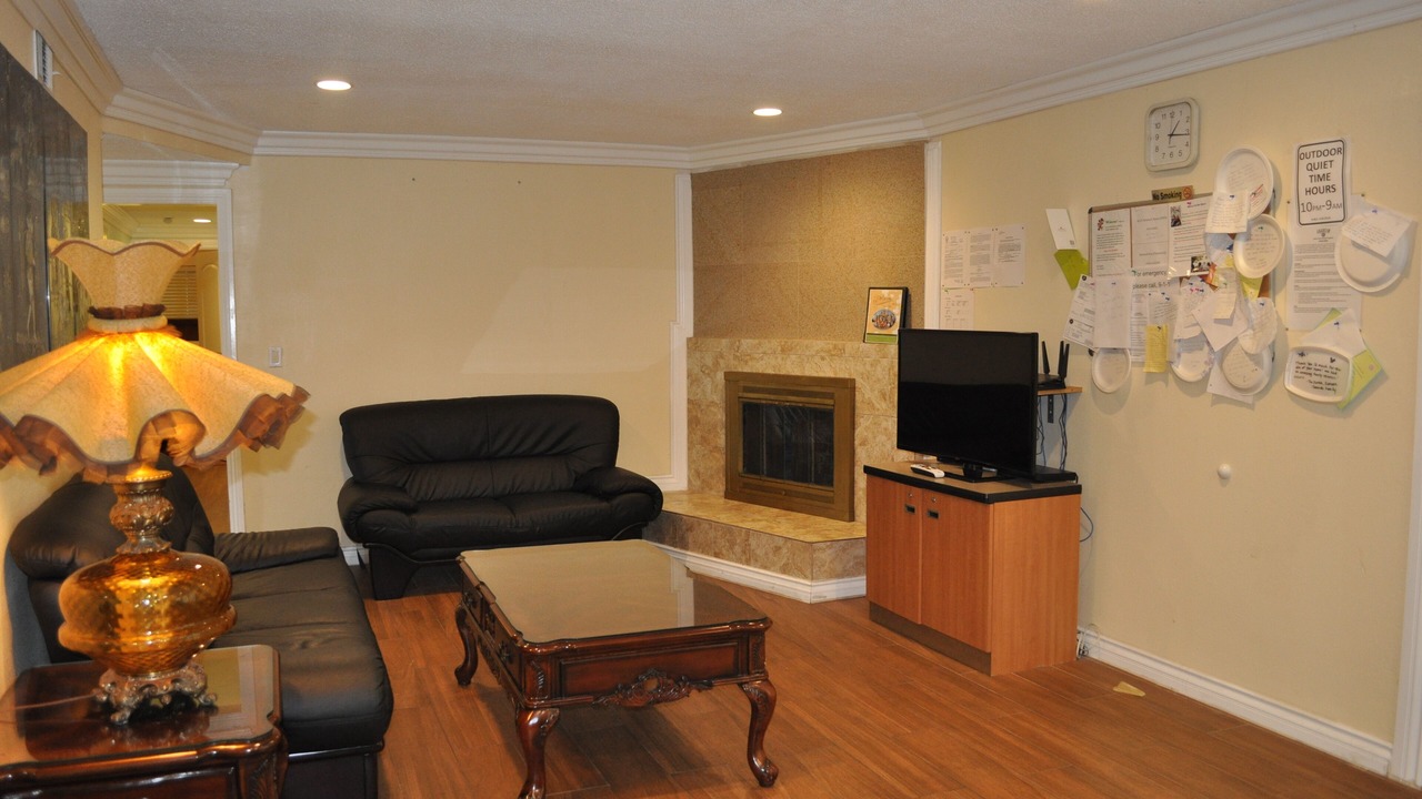 Photo of Livingroom in Southwest Anaheim