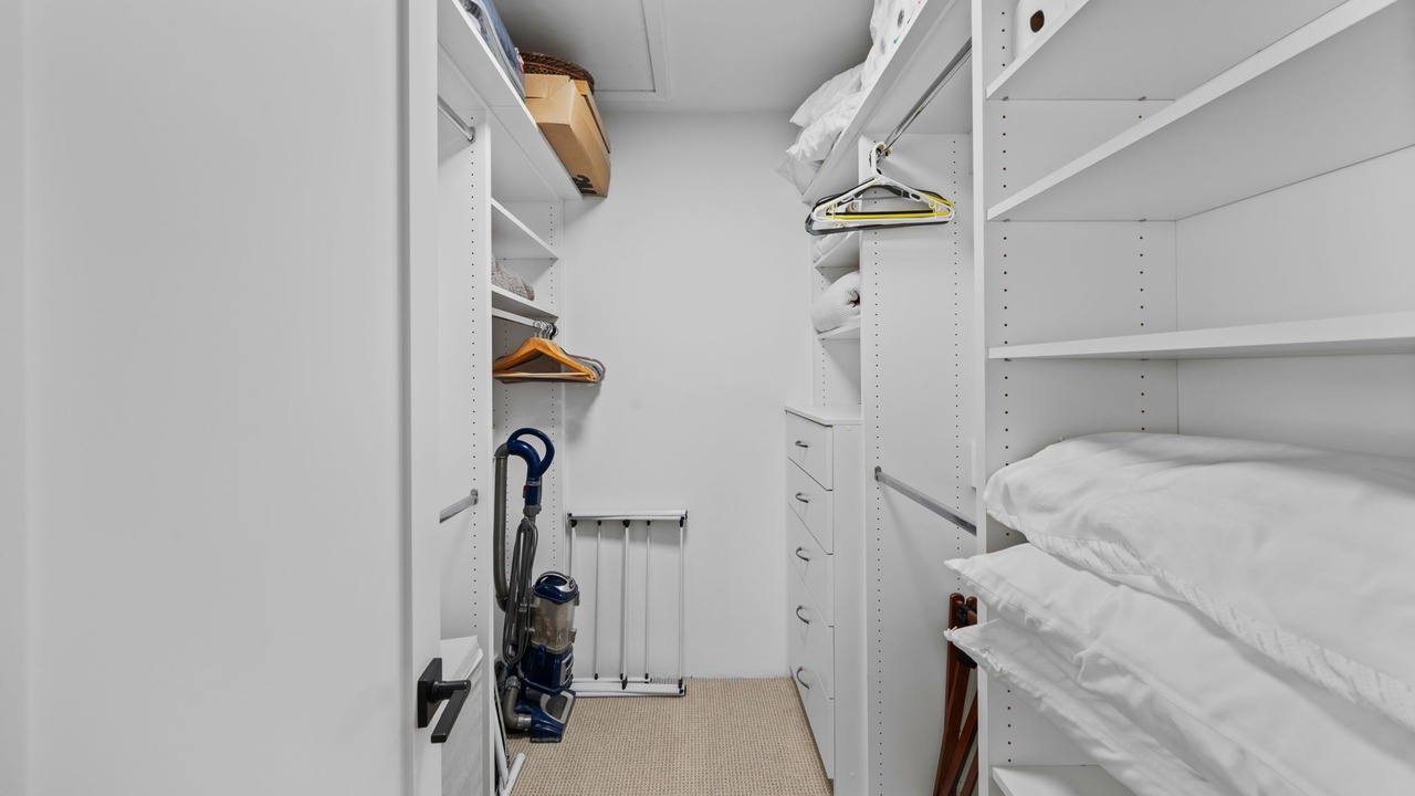 Photo of Bedroom in Desert Club Estates