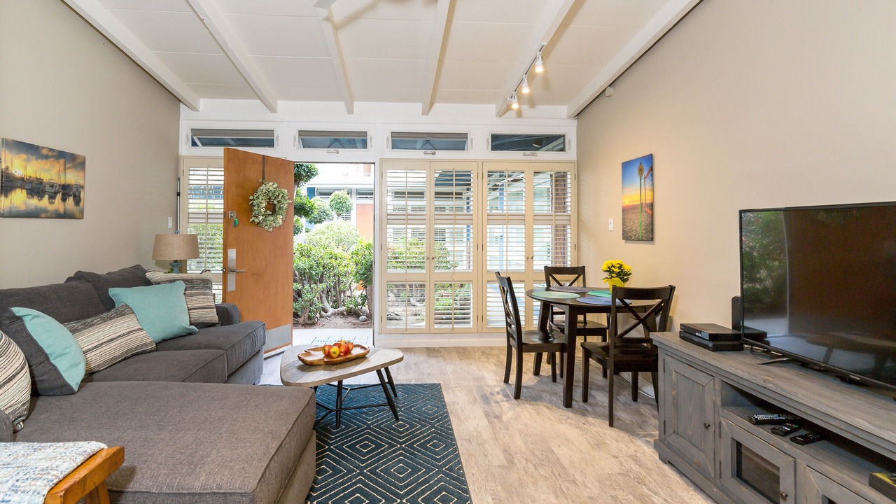 Photo of Livingroom in South Redondo
