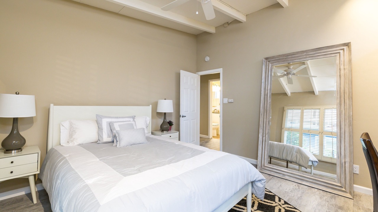 Photo of Bedroom in South Redondo