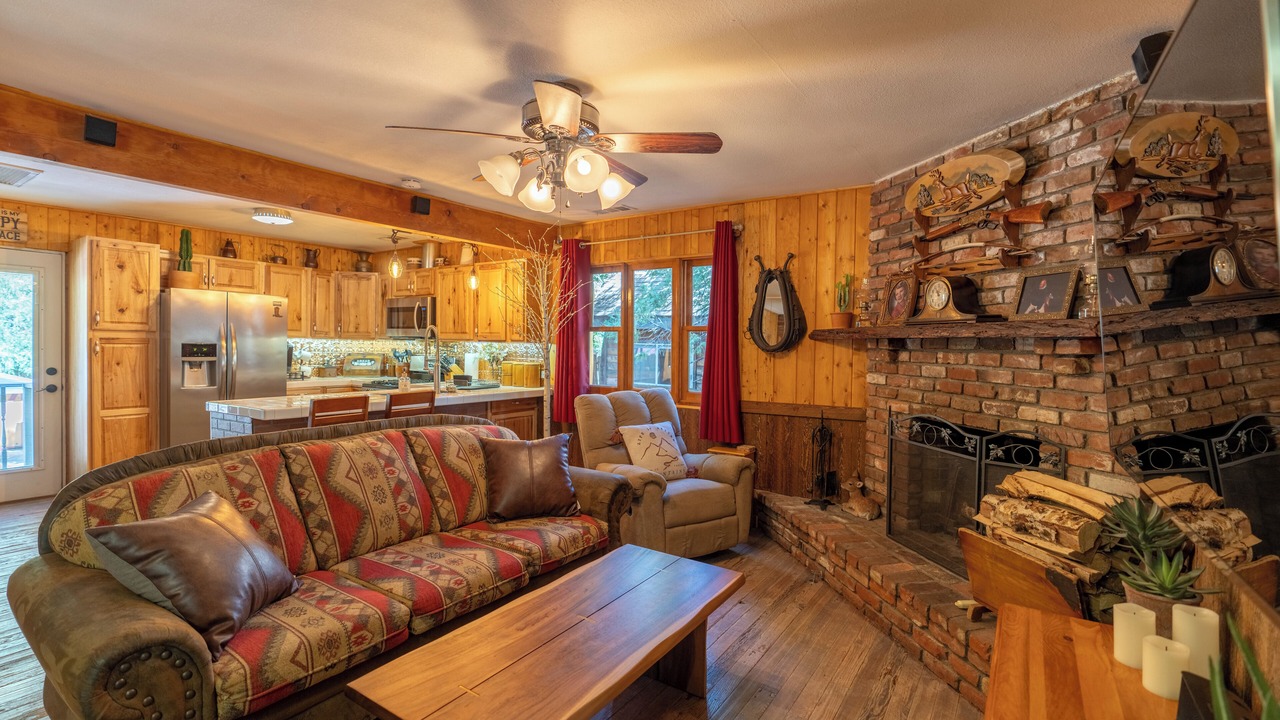 Photo of Livingroom in Twin Peaks