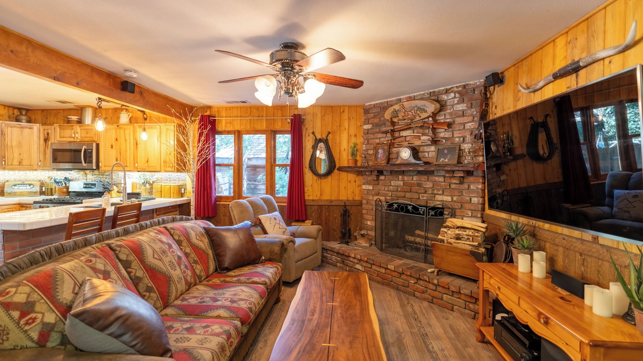 Photo of Livingroom in Twin Peaks