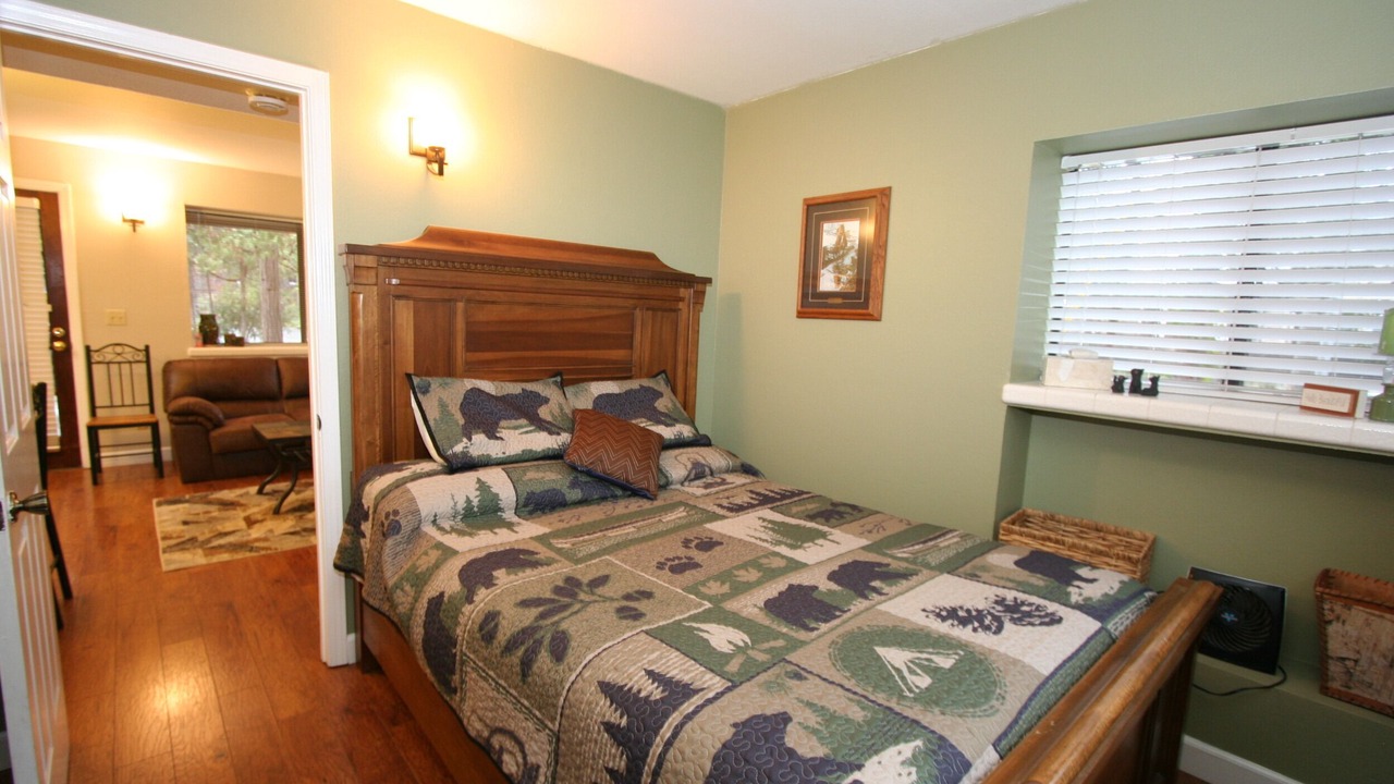 Photo of Bedroom in Bass Lake