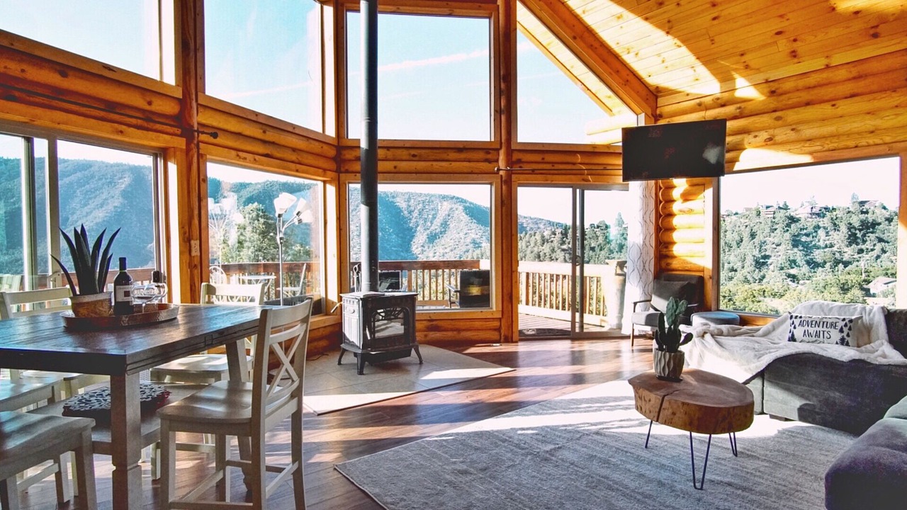 Photo of Livingroom in Pine Mountain Club