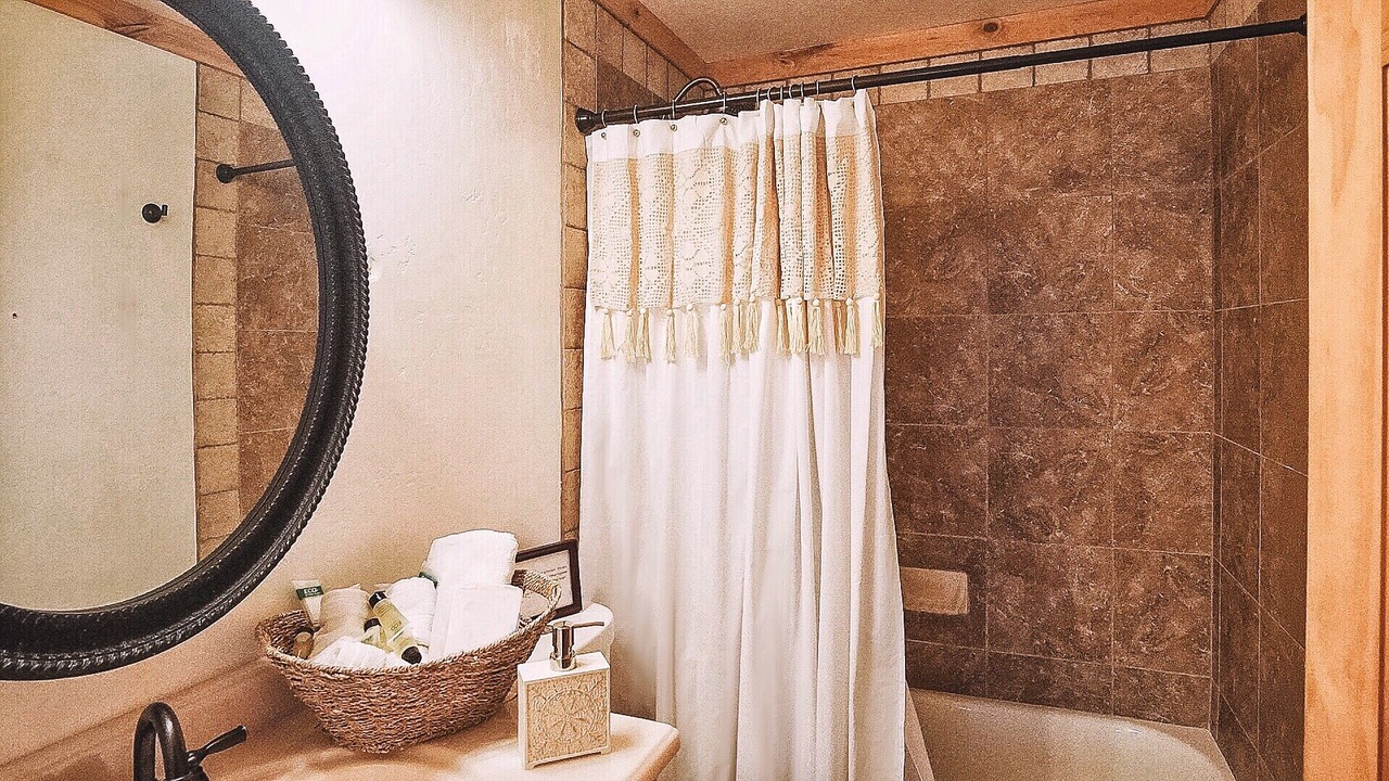 Photo of Bathroom in Pine Mountain Club