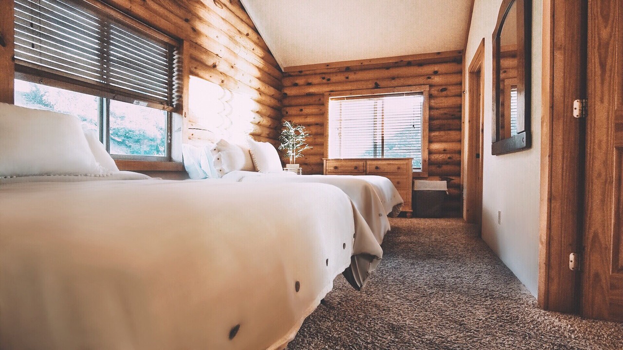 Photo of Bedroom in Pine Mountain Club