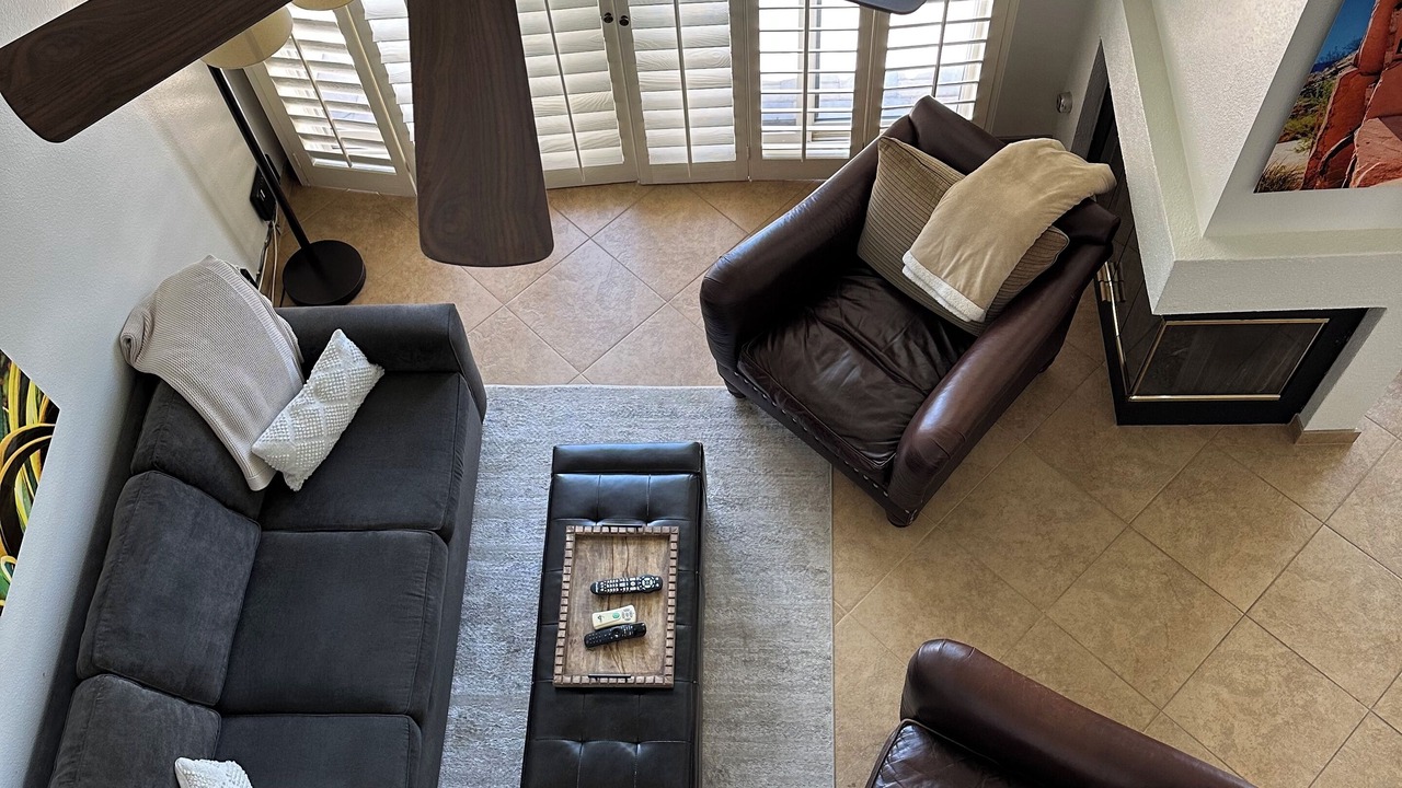Photo of Livingroom in Palm Desert