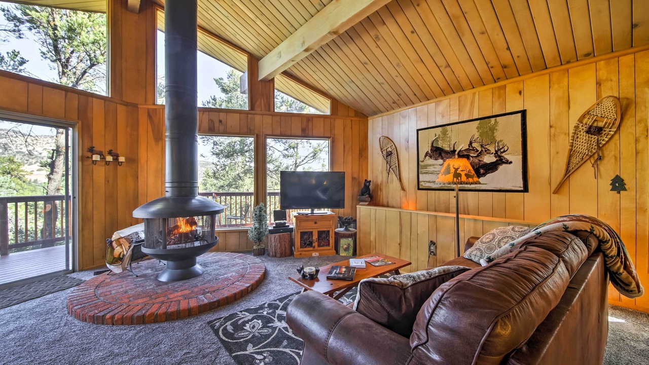 Photo of Livingroom in Big Bear