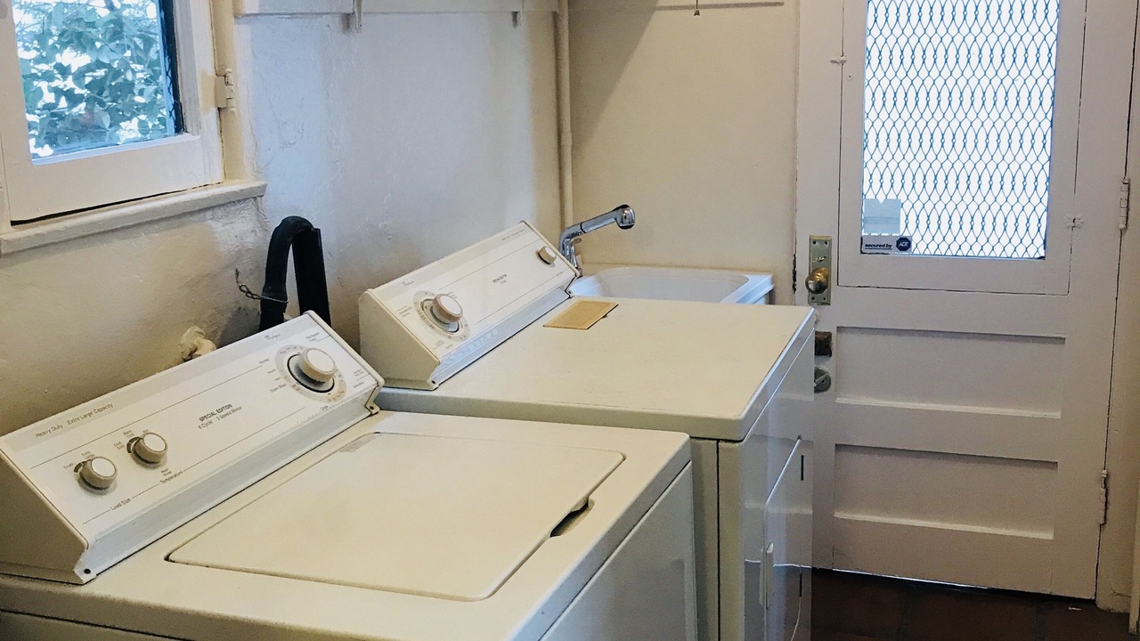 Photo of Bedroom in Beverly Grove