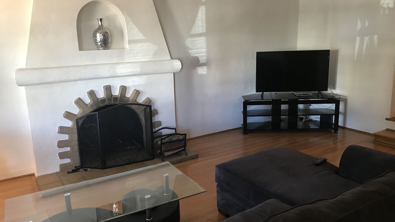 Photo of Bedroom in Beverly Grove