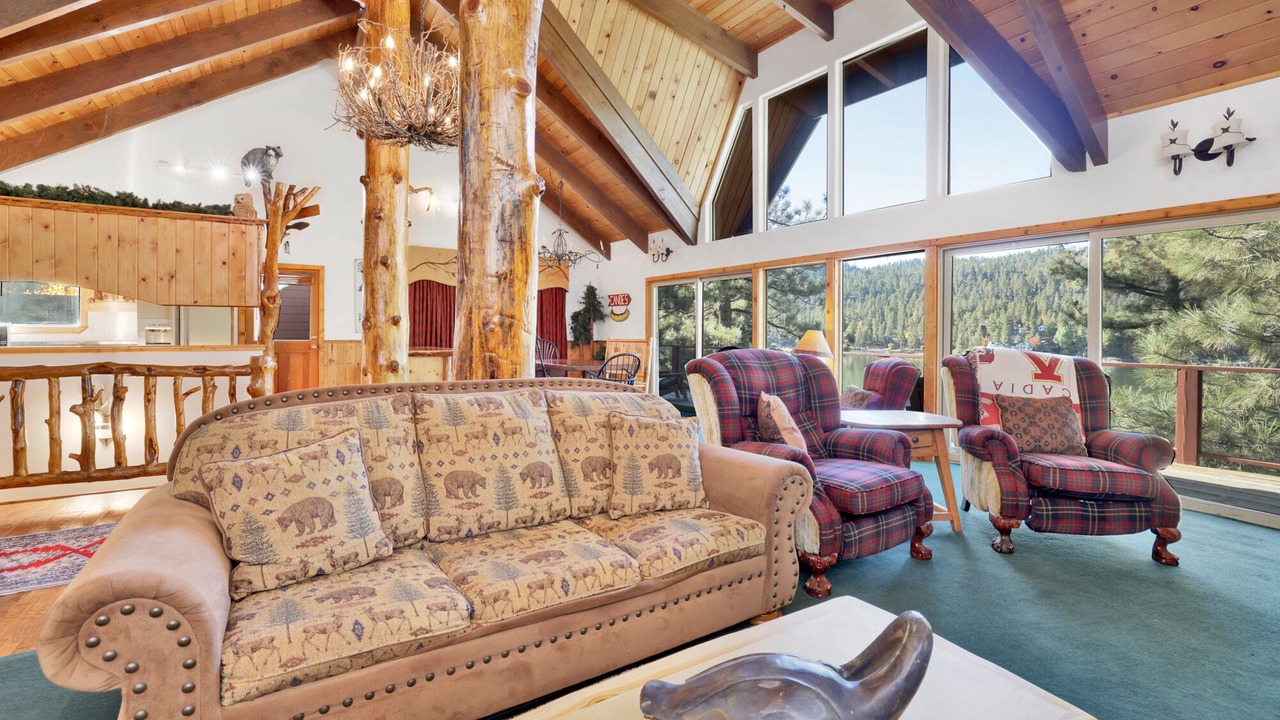 Photo of Livingroom in Boulder Bay