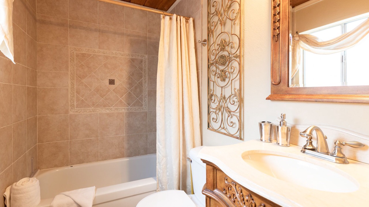 Photo of Bathroom in Fox Farm