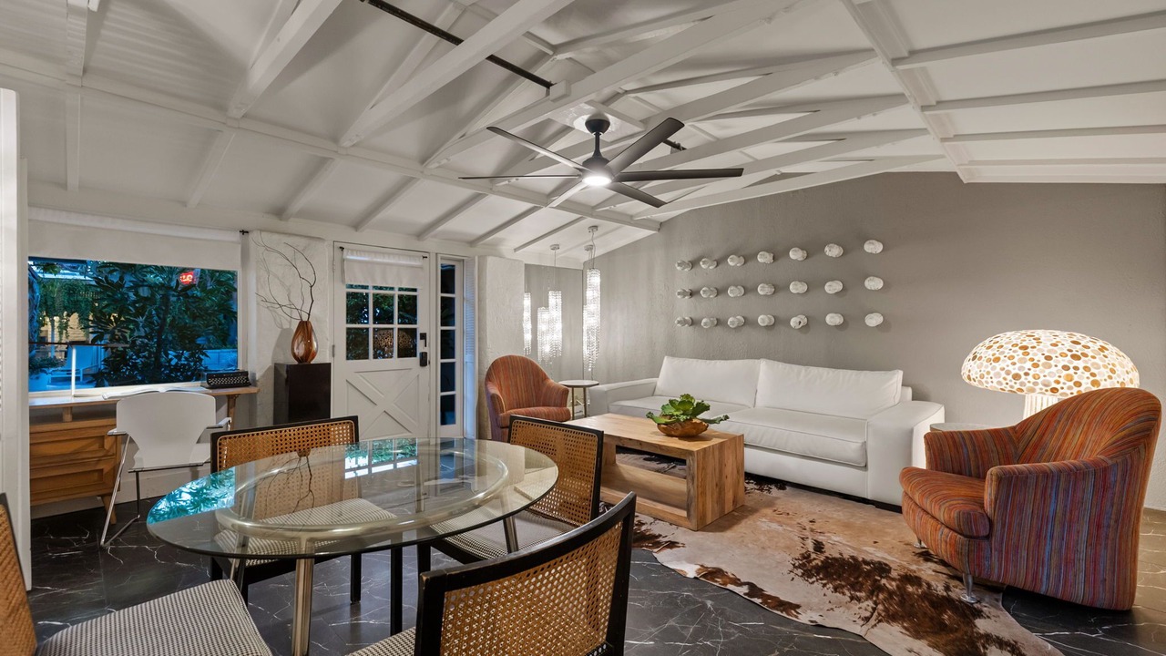 Photo of Livingroom in Tahquitz River Estates
