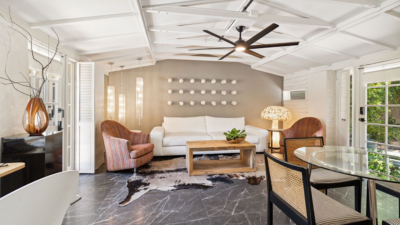 Photo of Livingroom in Tahquitz River Estates