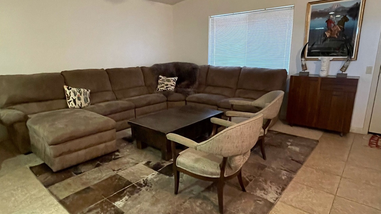 Photo of Livingroom in Landers