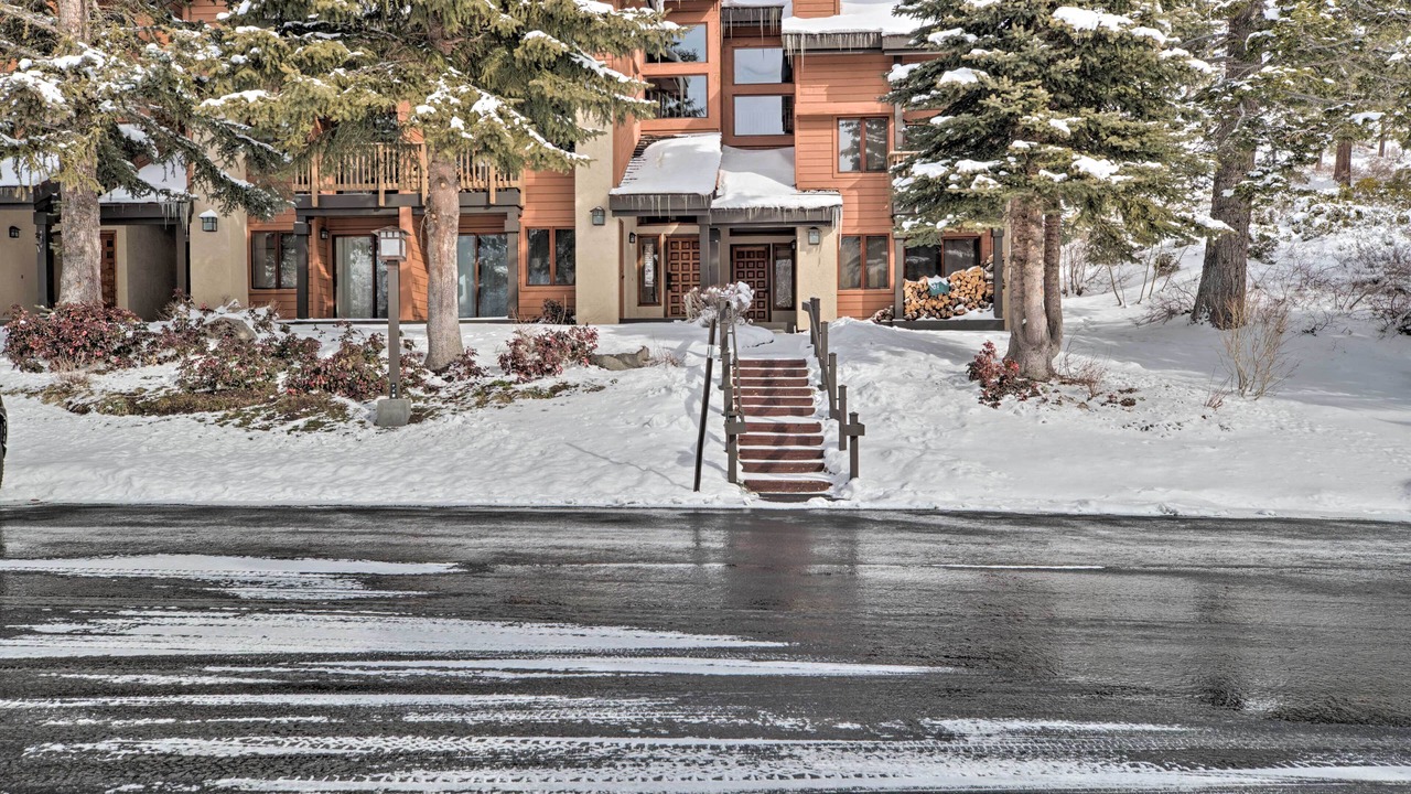 Photo of Outdoor in Mammoth Lakes
