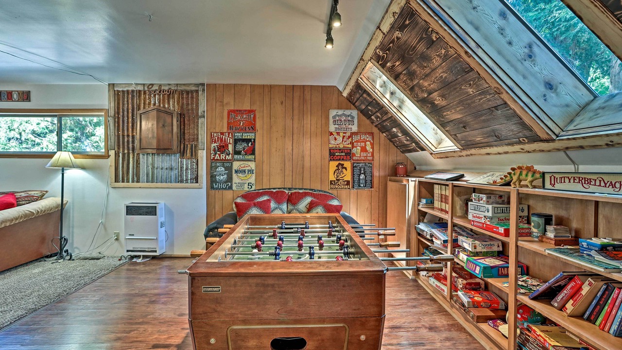 Photo of Bedroom in Cedar Glen