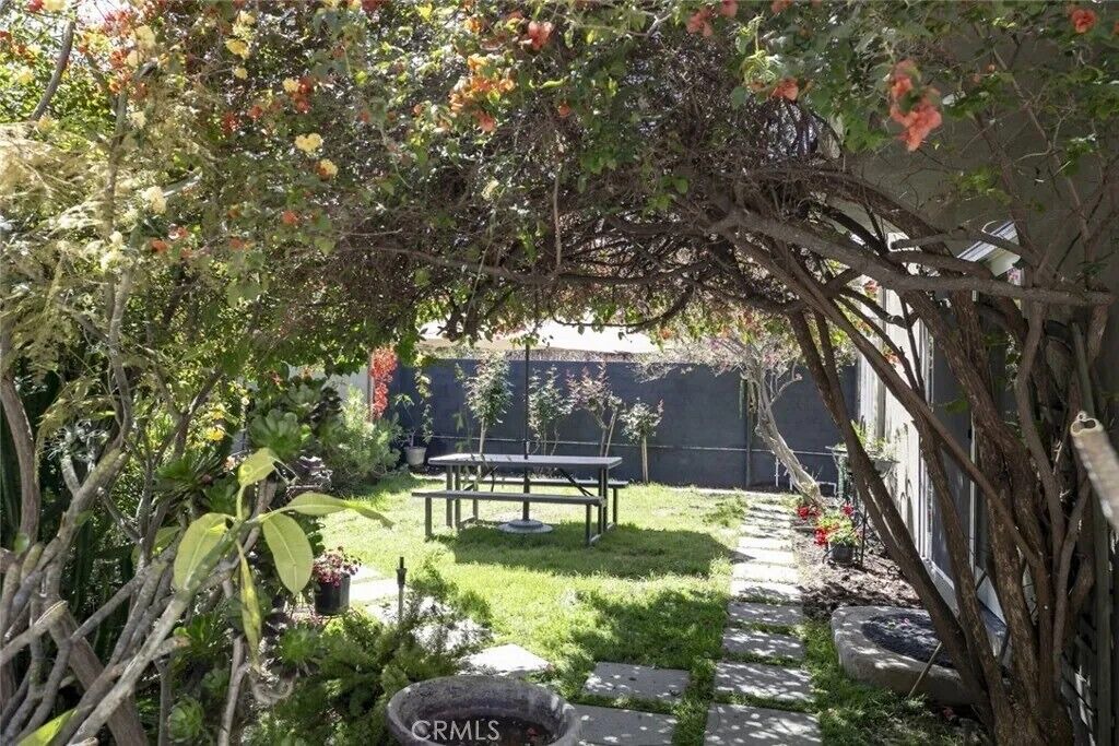 Photo of Outdoor in Burbank