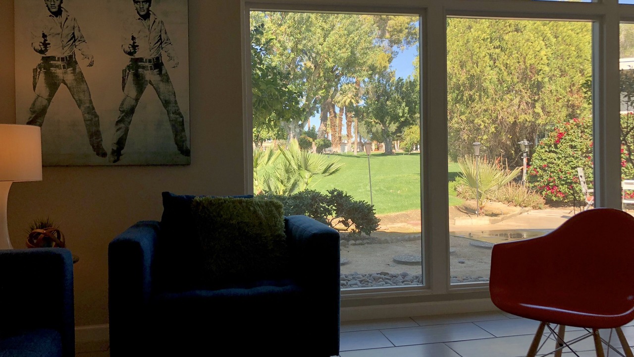 Photo of Livingroom in Palm Desert