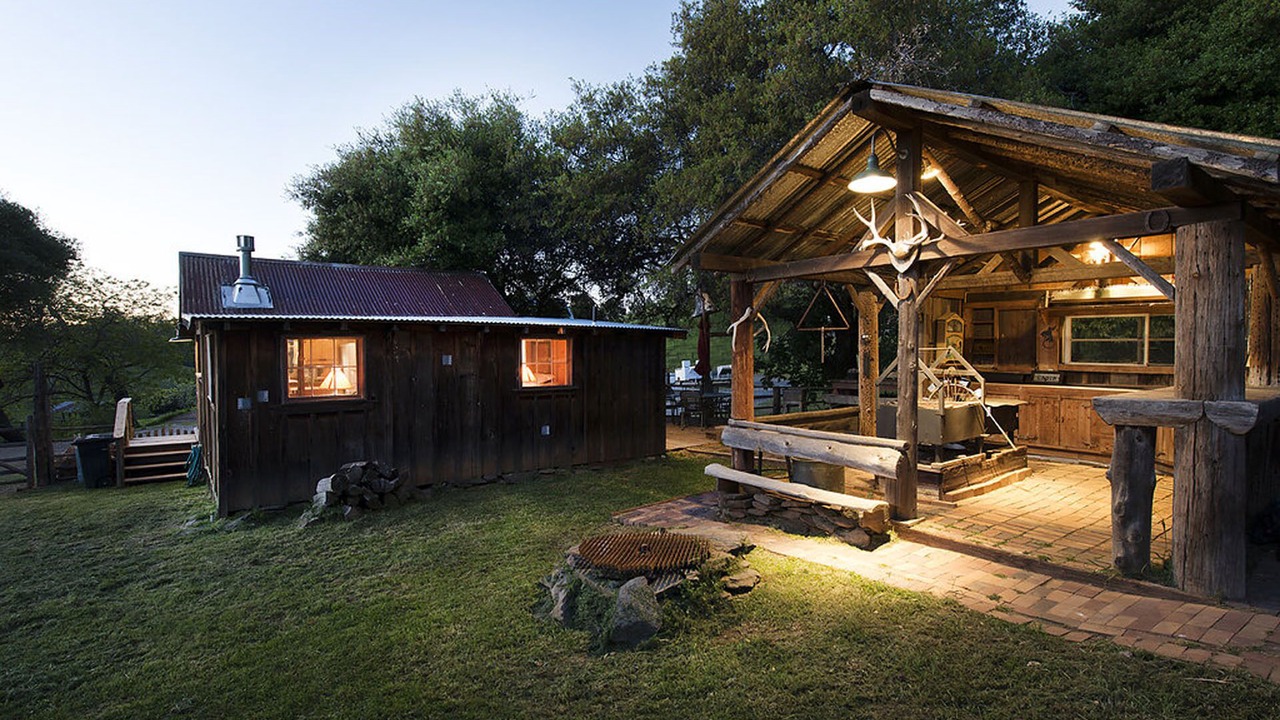 Photo of Outdoor in Groveland