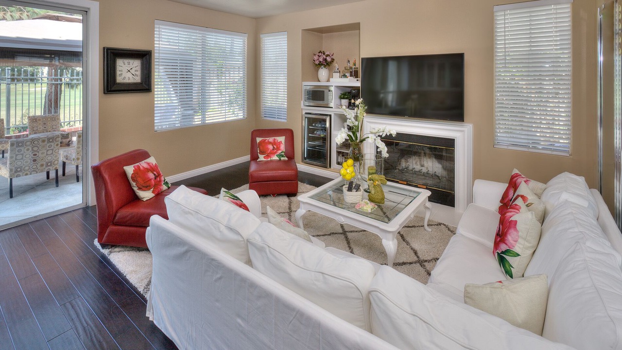 Photo of Livingroom in Tustin