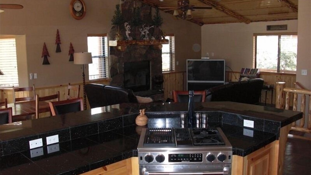 Photo of Bedroom in Upper Moonridge