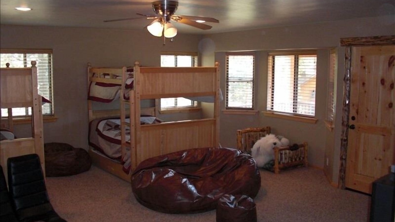 Photo of Bedroom in Upper Moonridge