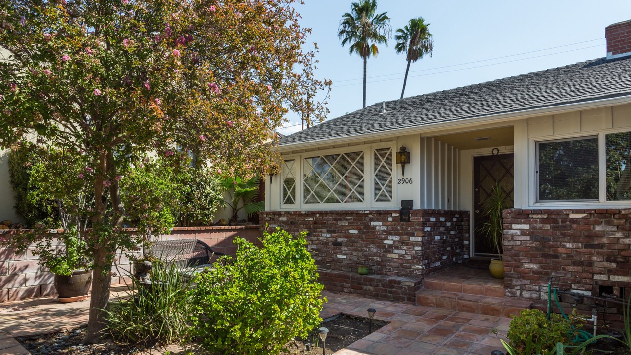 Photo of Outdoor in Burbank