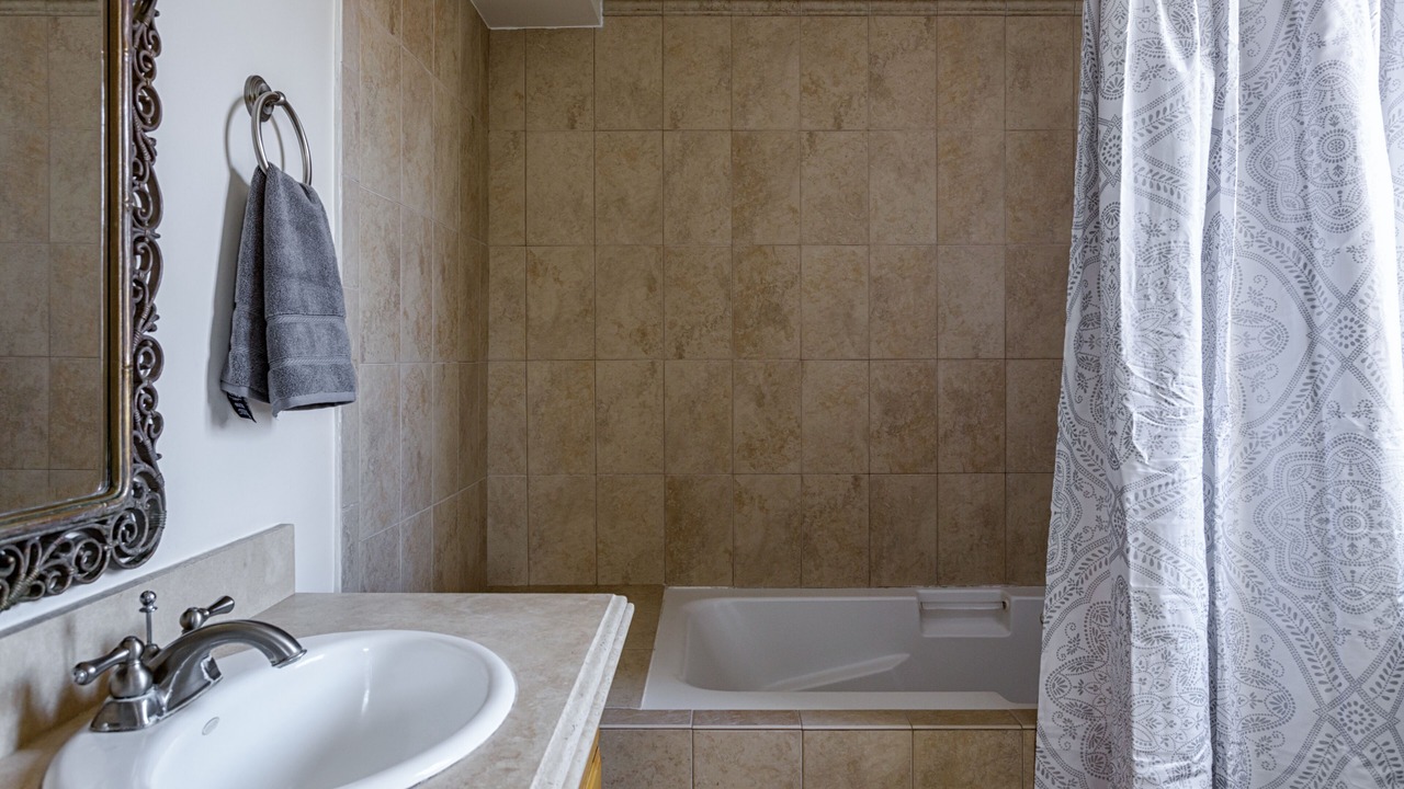 Photo of Bathroom in Burbank