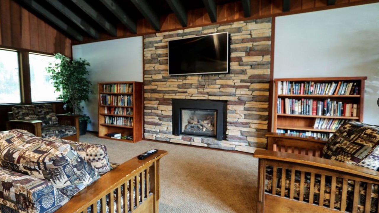 Photo of Bedroom in Mammoth Lakes